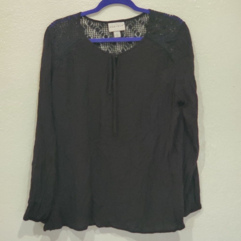 Ava & Viv black lacey long sleeve 2X